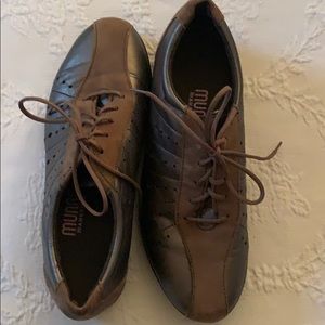 Munro shoes size 5